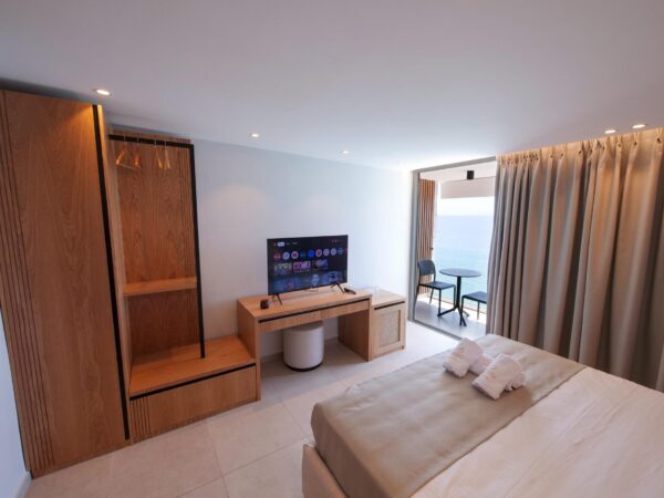 Small Suite
